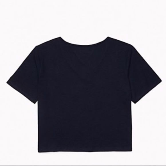 NWT Tommy Hilfiger Varsity V-Neck T-Shirt Large - Picture 3 of 3